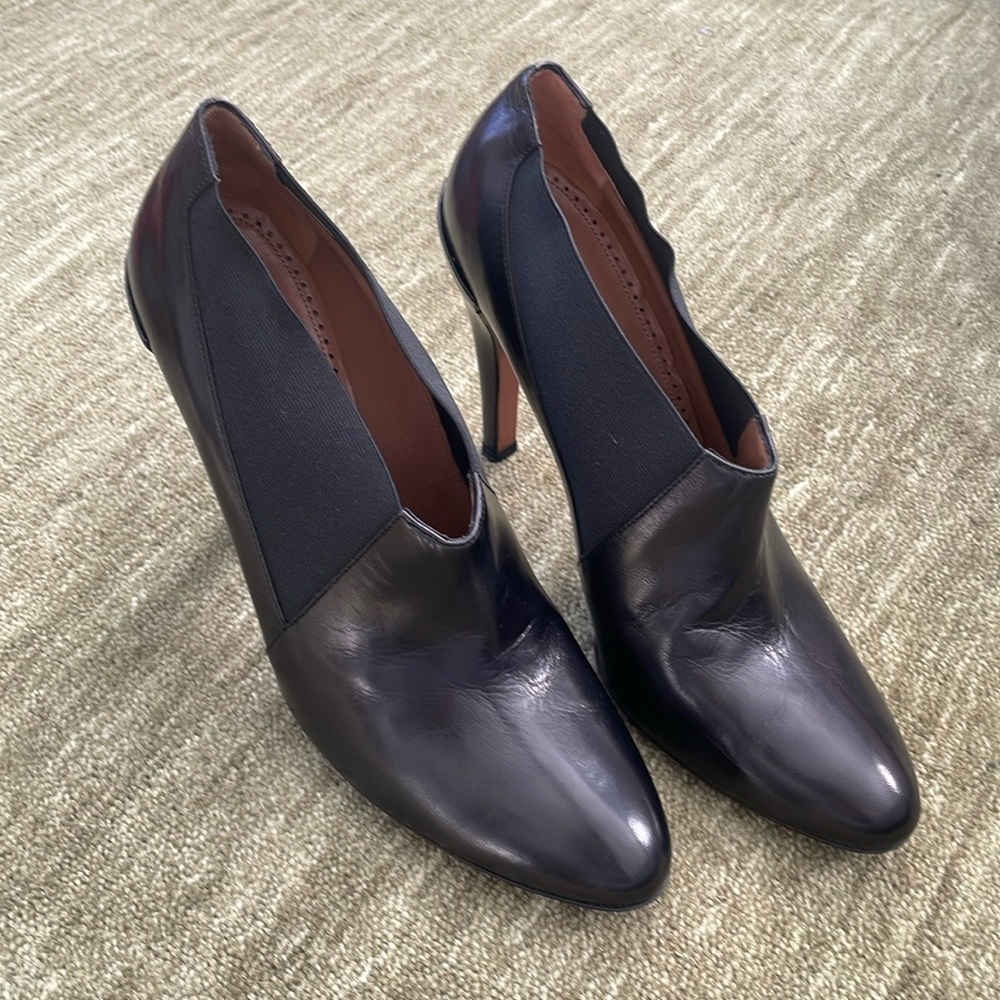 Alaia Black Leather Heels